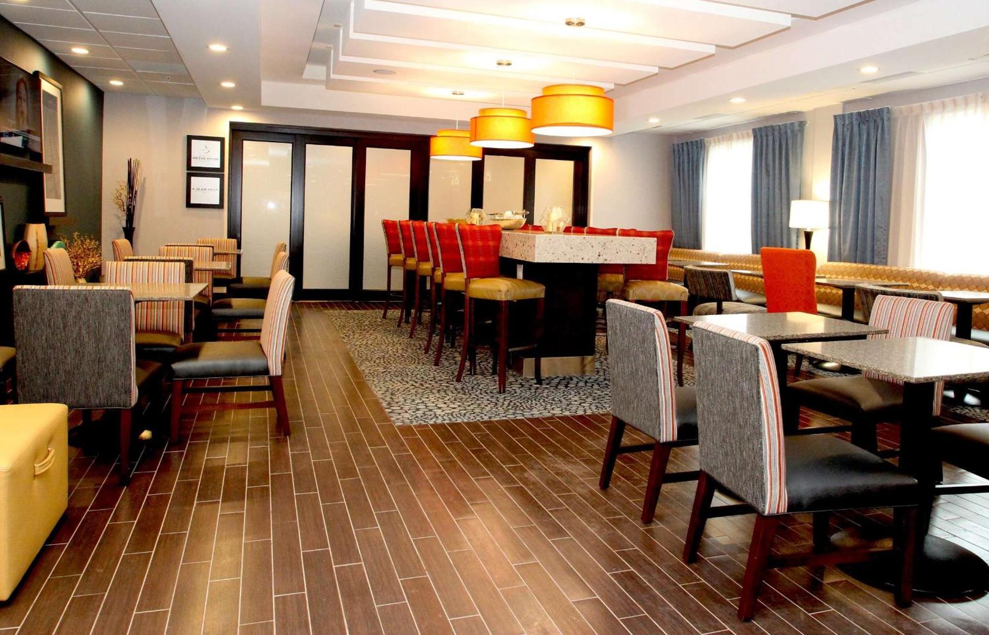 Hampton Inn- Suffolk Exterior foto