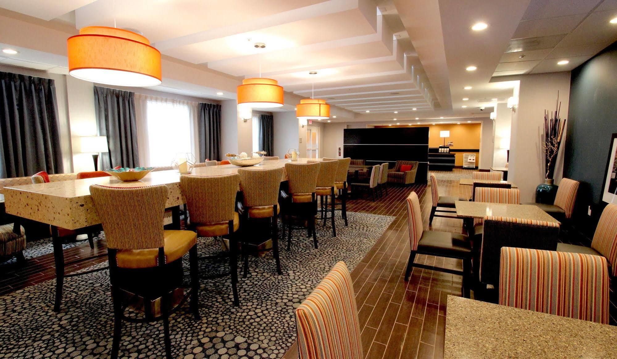 Hampton Inn- Suffolk Exterior foto